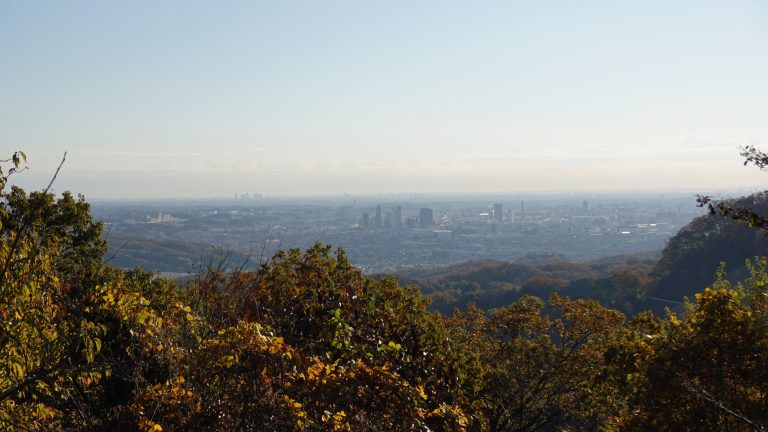 草戸山